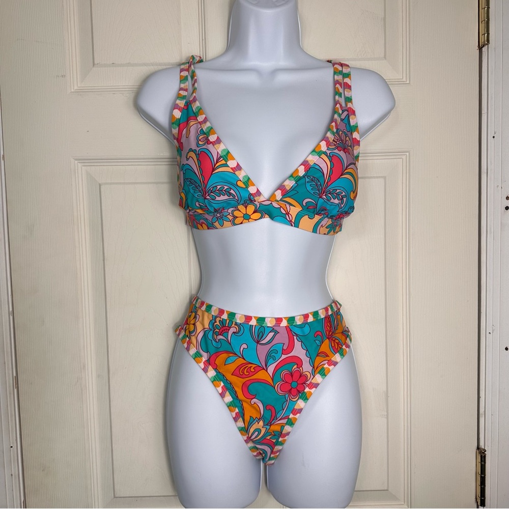 NWT Cupshe Boho strapped Floral Bikini Swimsuit Double Spagetti Straps Large